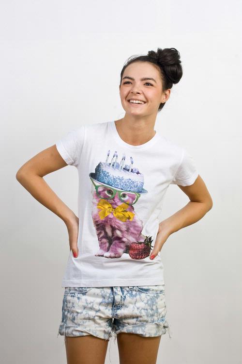 Insight Cat Cake BAsic Tee