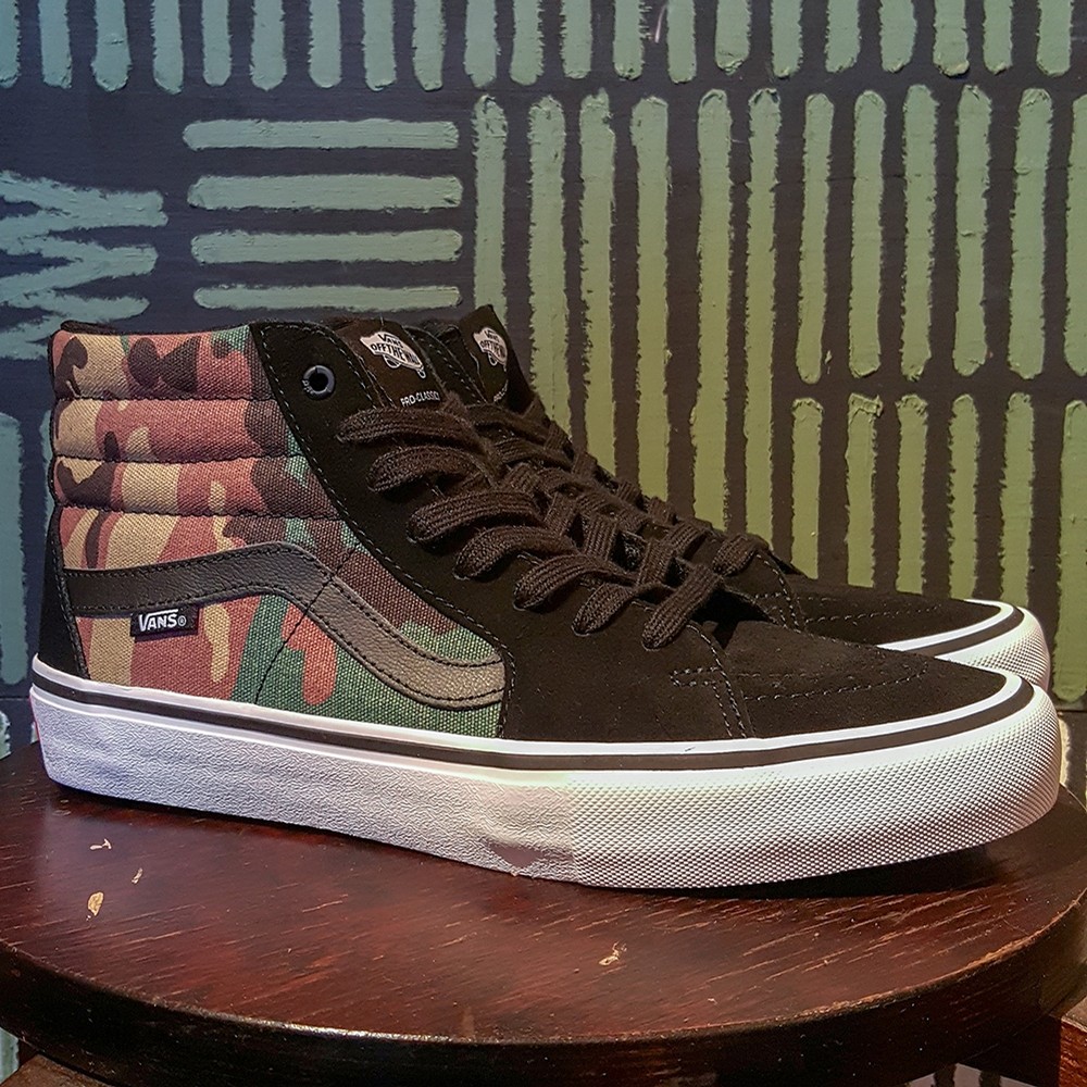 black camo vans