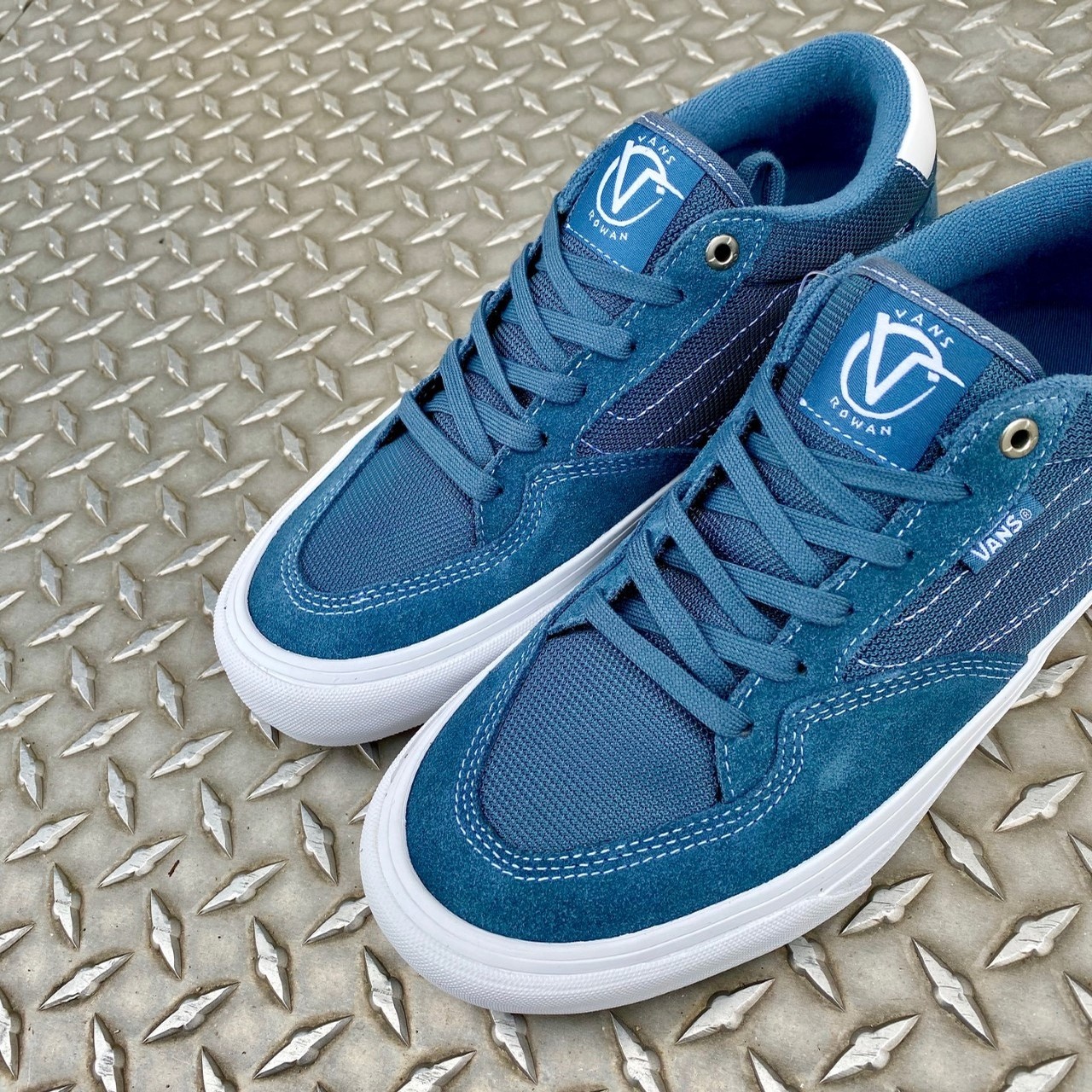 vans rowan pro black