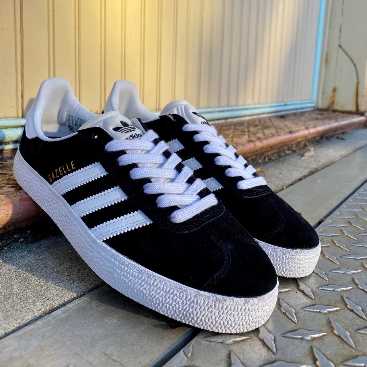 adidas gazelle adv