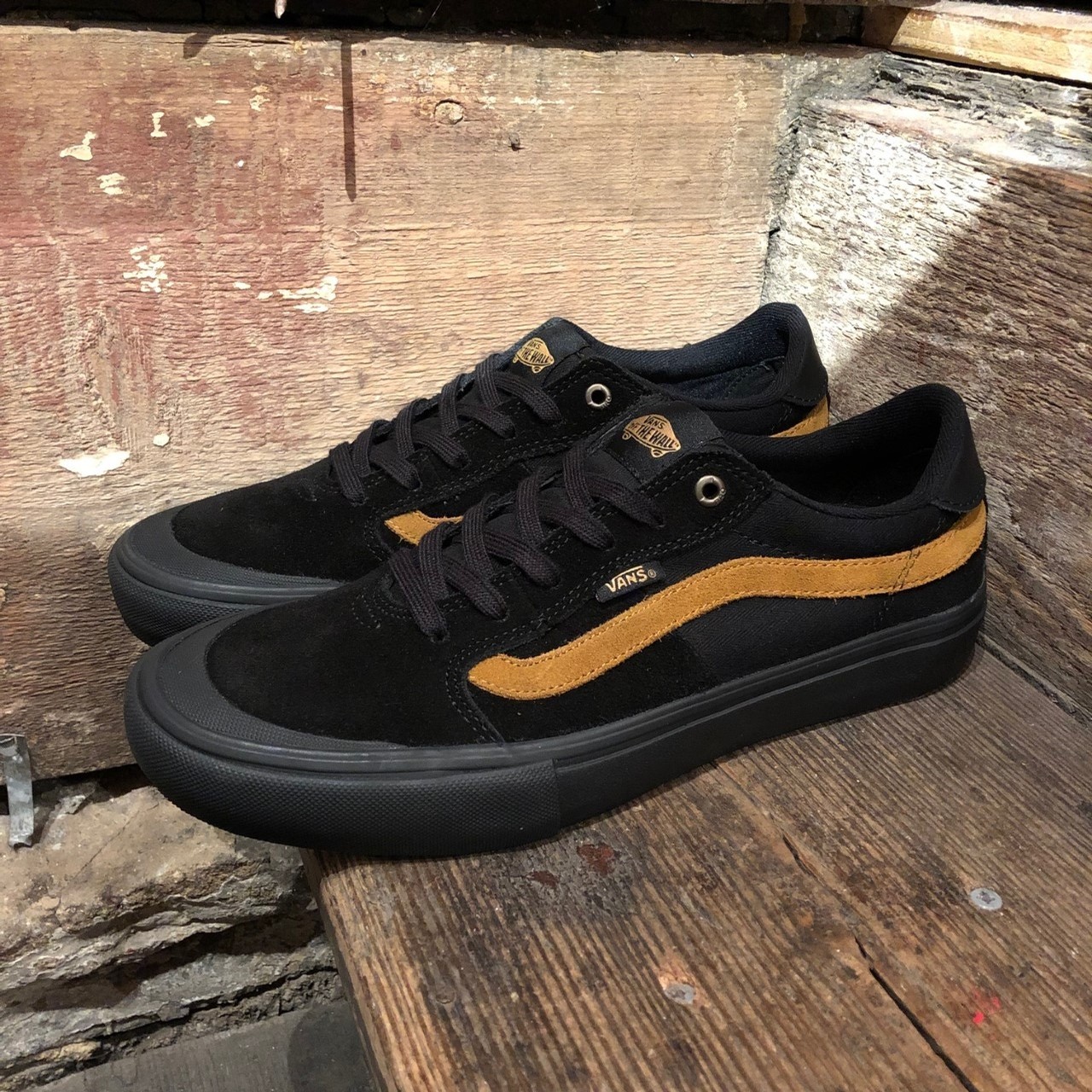 vans style 112 pro black
