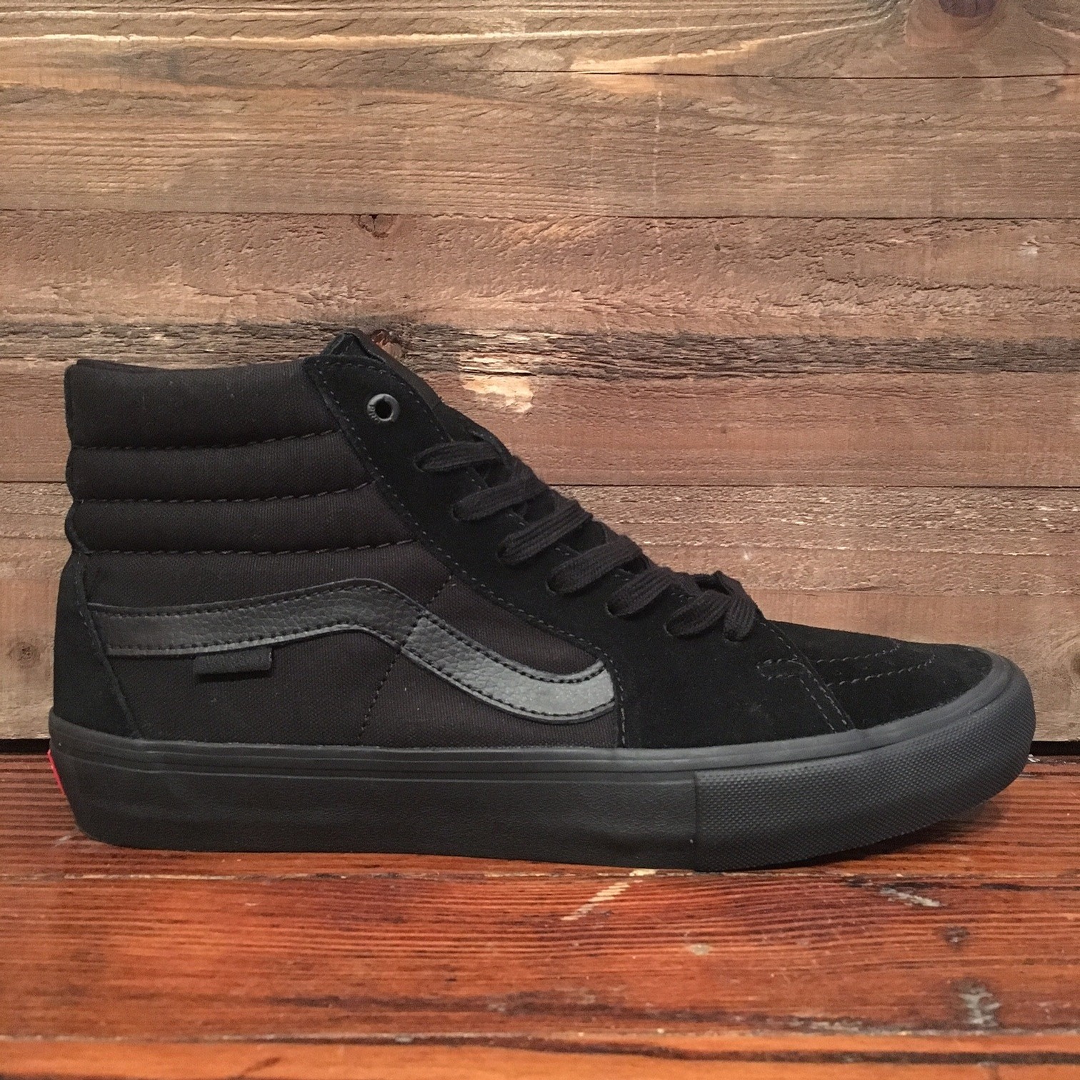 vans sk8 hi blackout