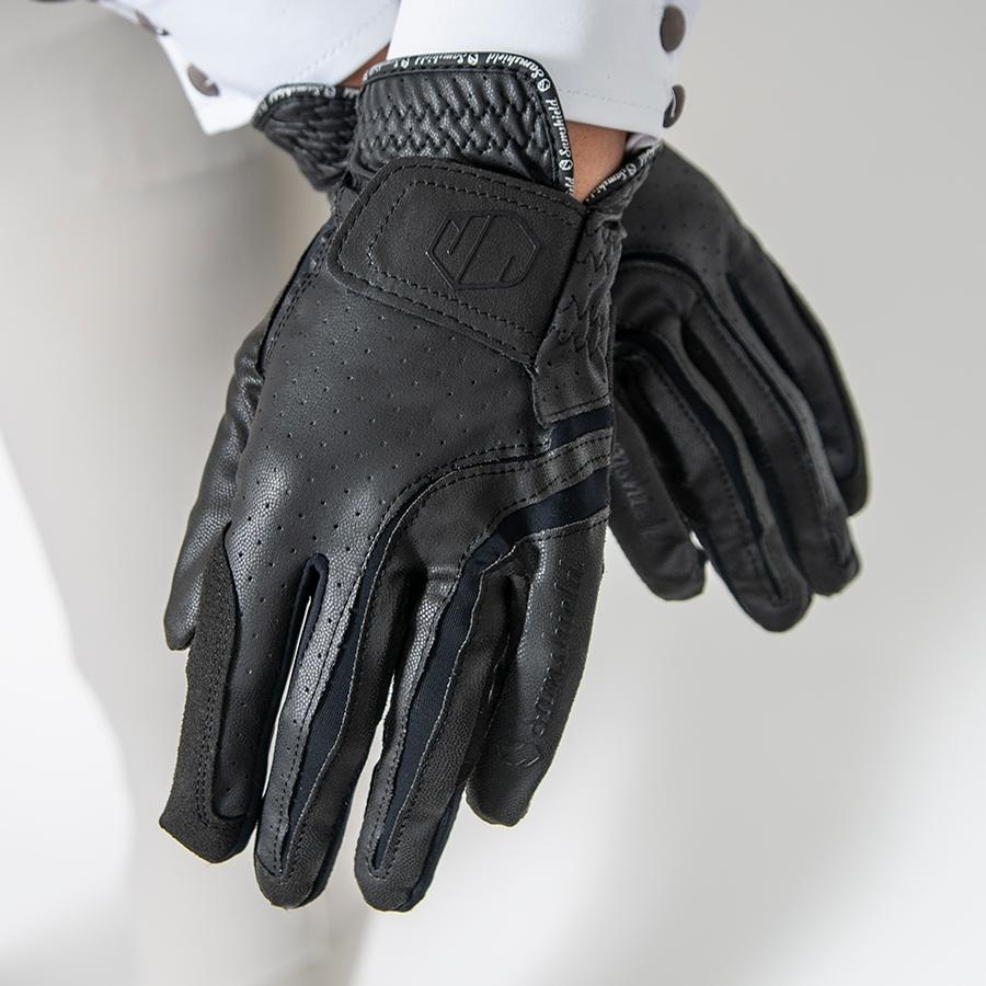 Samshield Apparel V2 Hunter Glove (Black) Gloves at Chagrin Saddlery Main