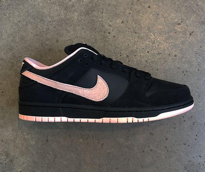 sb dunk low black washed coral