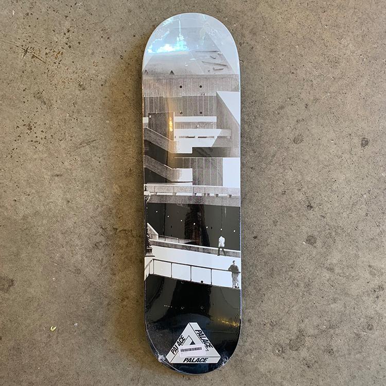 PALACE skateboards SOUTHBANK DECK パレス Palace Southbank 8.25 Skateboard Deck Black/White - FW18 - US