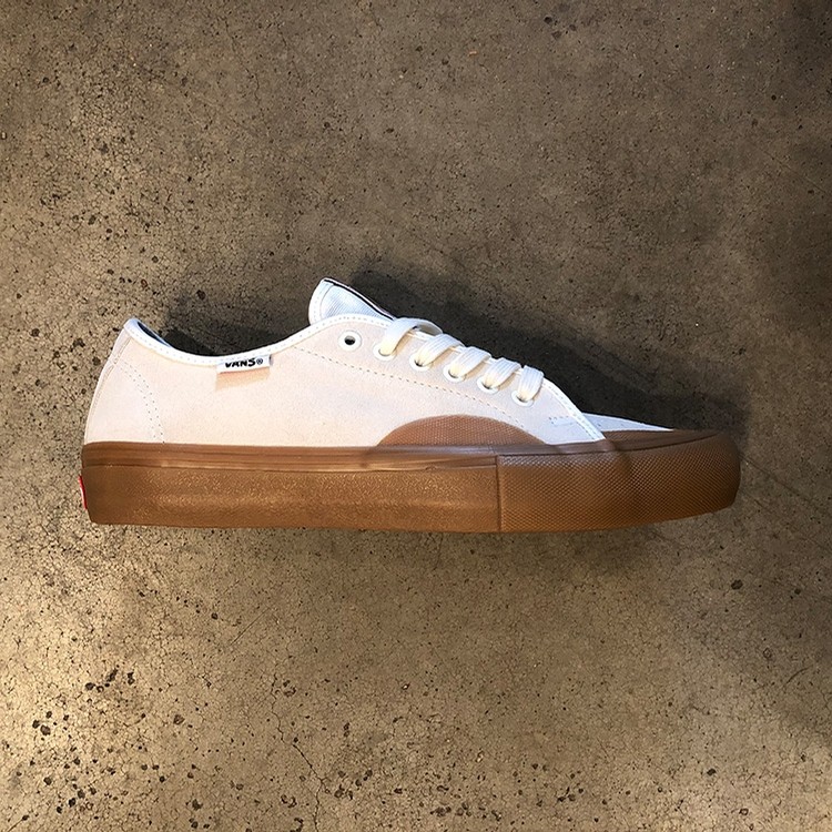 av classic pro vans