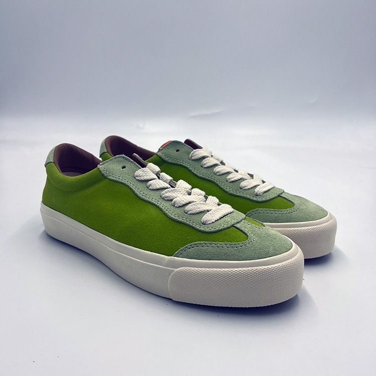 Last Resort AB VM004 - Milic Suede LO (Duo Green/White) Shoes Mens