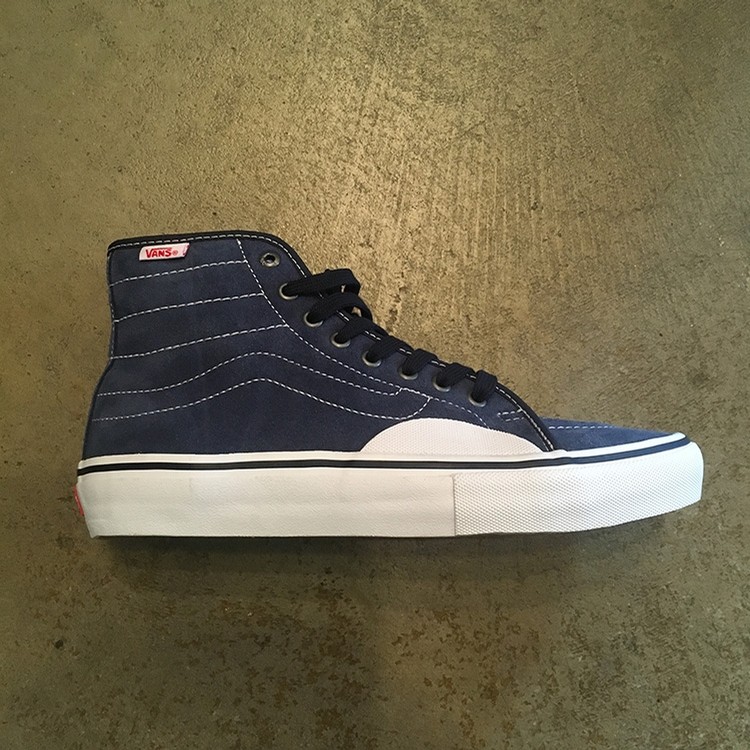 vans av classic high navy