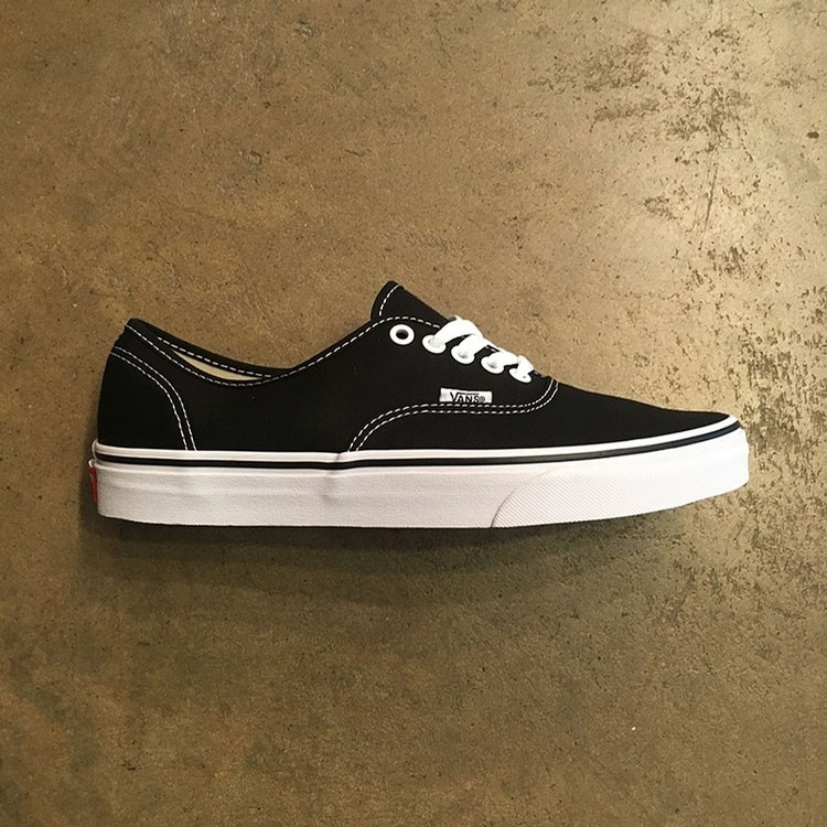 vans authentic black canvas