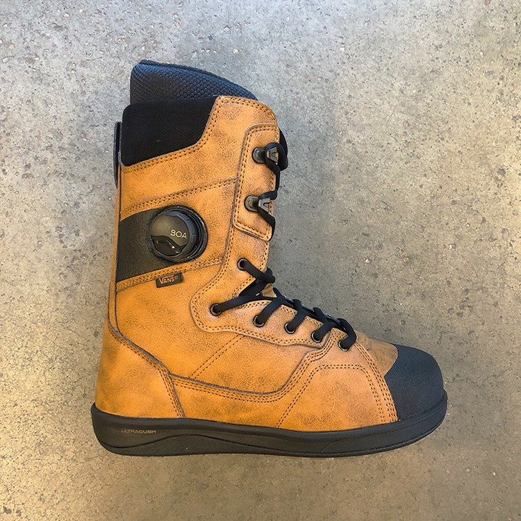 Vans Implant '18 (Brown/Black) Boots at Emage Colorado, LLC