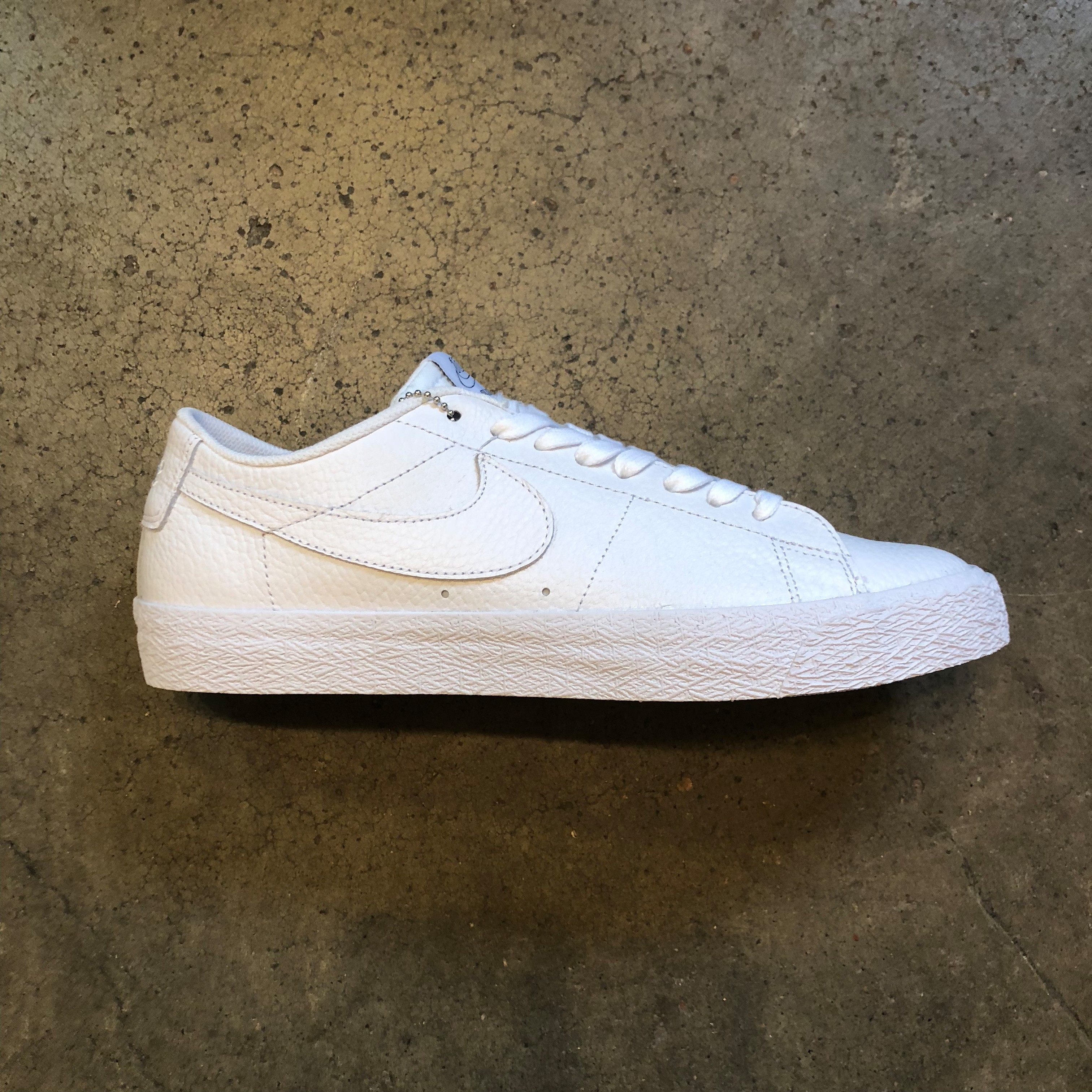 nike sb blazer all white