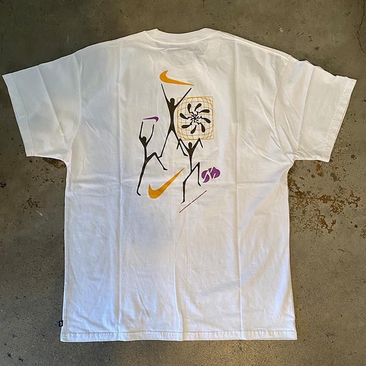 graphic nike tees