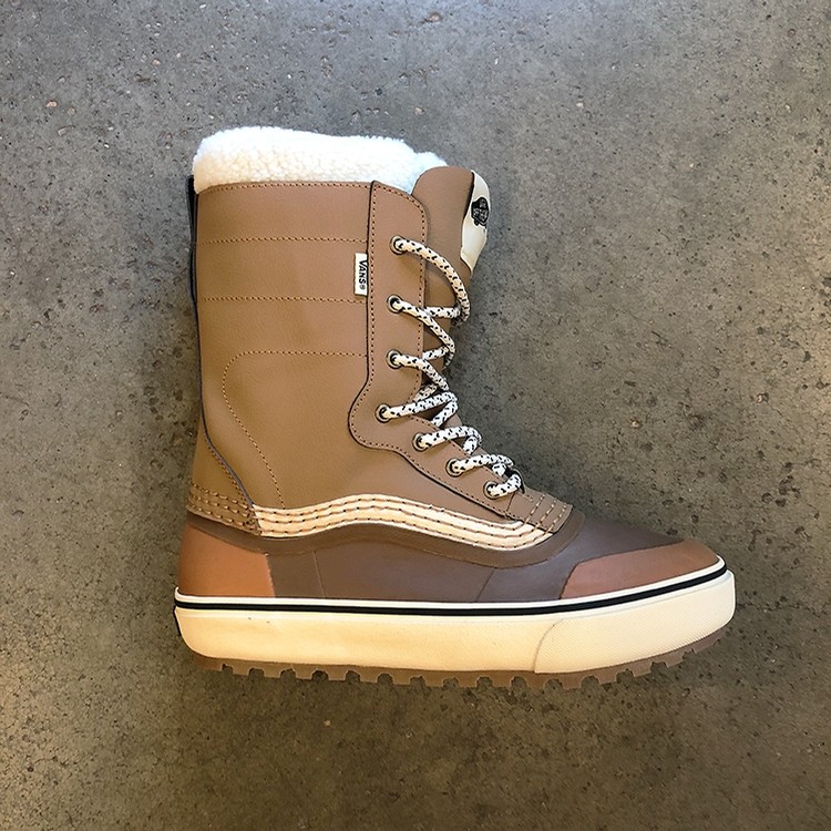 vans standard boot