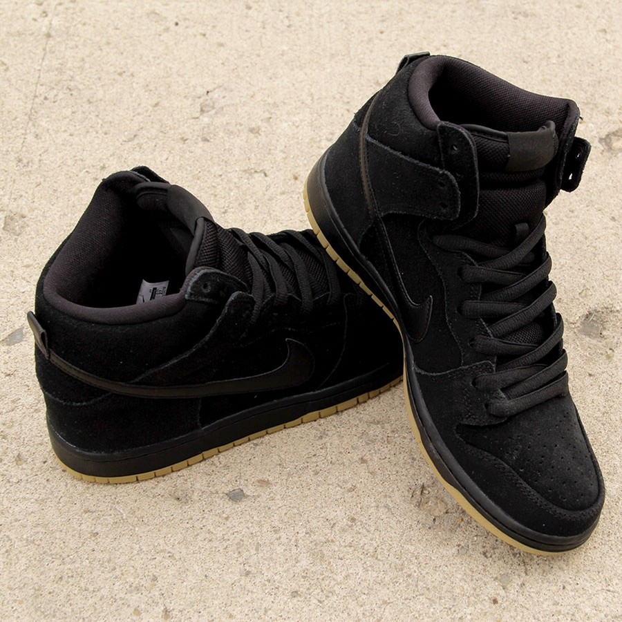 nike sb dunk high black gum