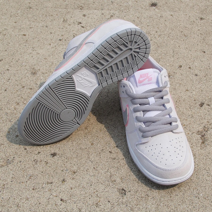 nike sb dunk low pink and white