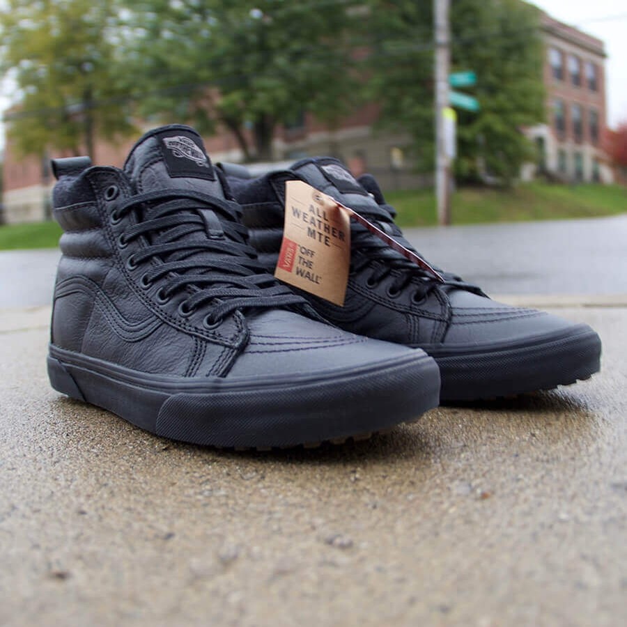Sk8 hi mte black leather cheap