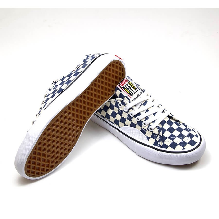 vans av classic pro checkerboard