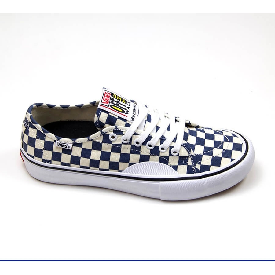 vans av classic checker