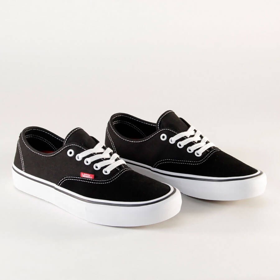 vans authentic pro black white