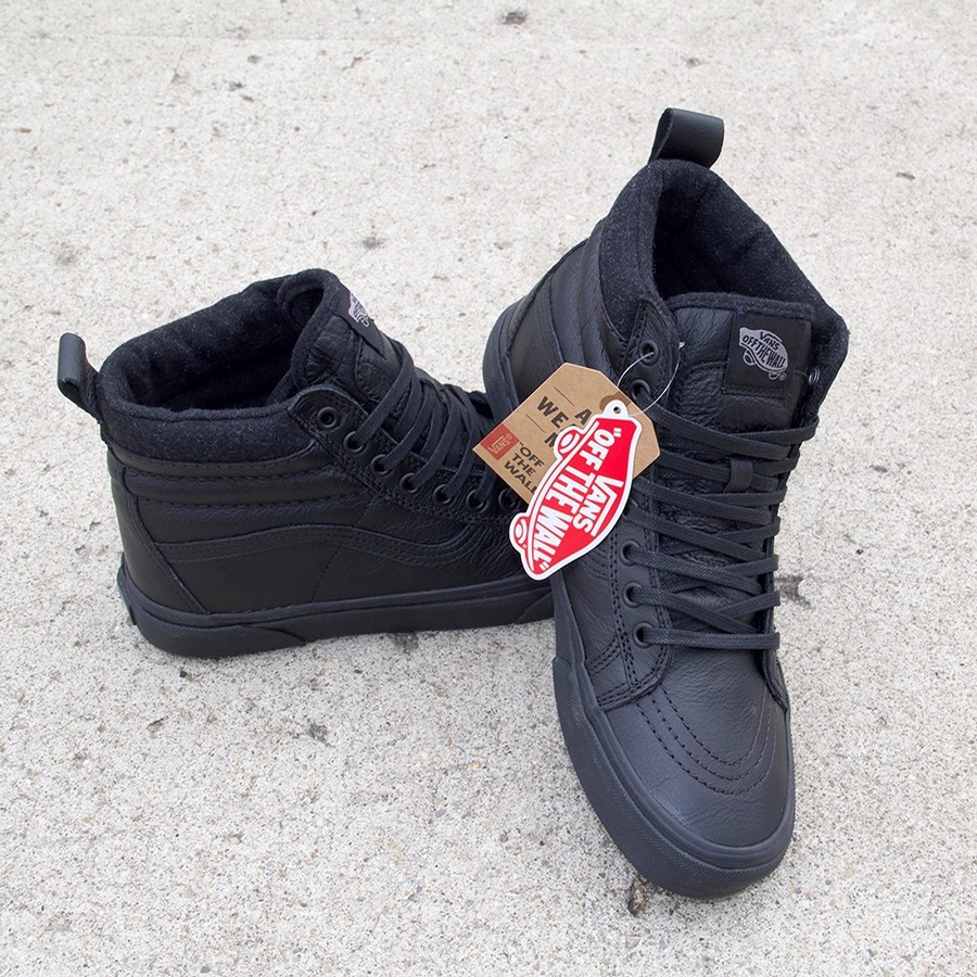 vans black leather mte