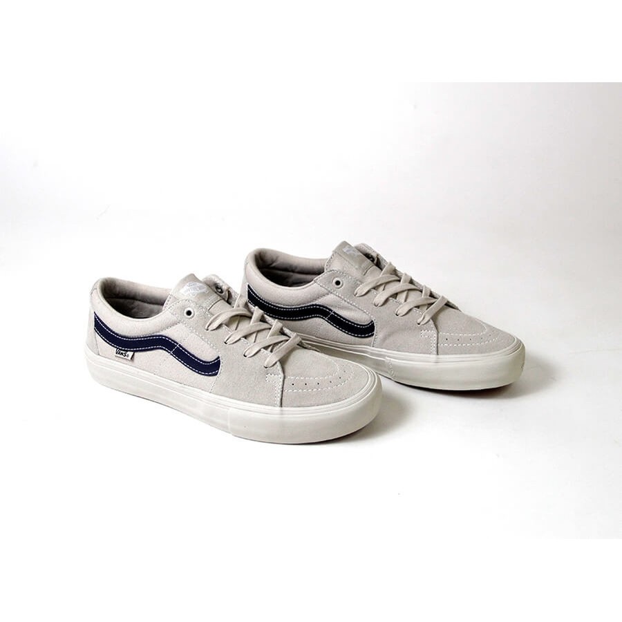 vans sk8 low pro black white