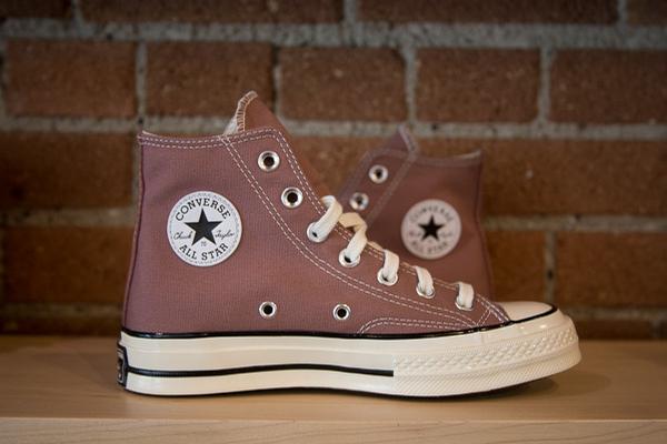 saddle converse