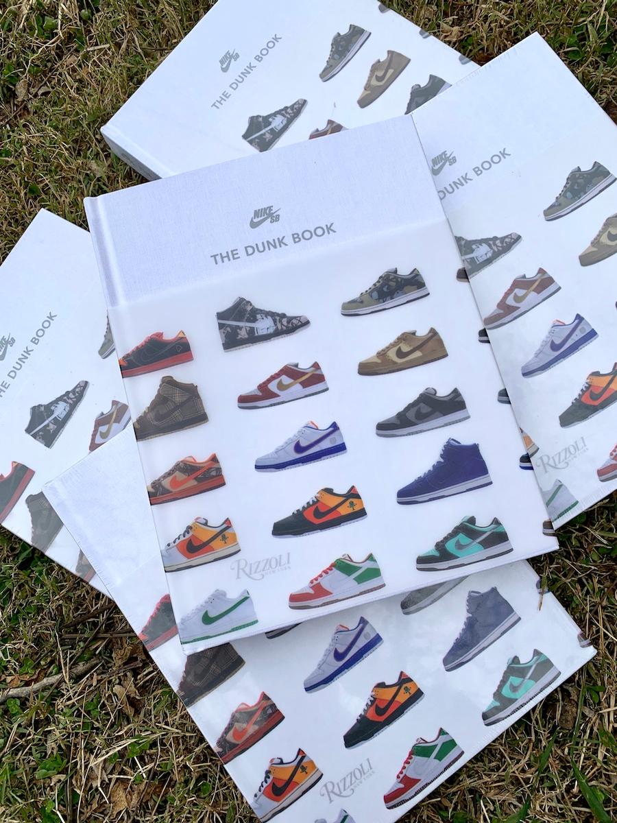 the dunk book nike sb