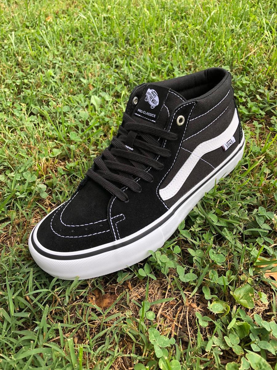 vans sk8 mid pro black white