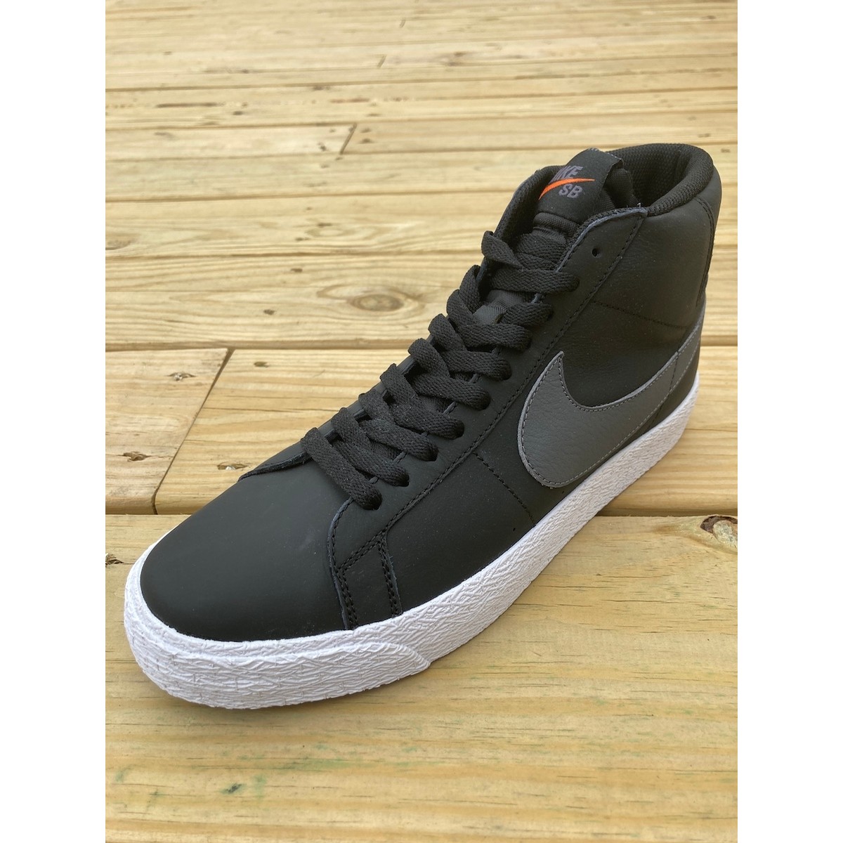 zoom blazer mid iso