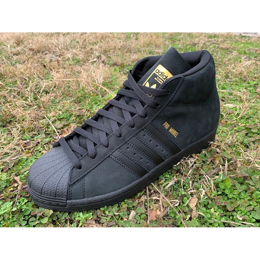 Adidas Model Superstar Footwear at Skateshop