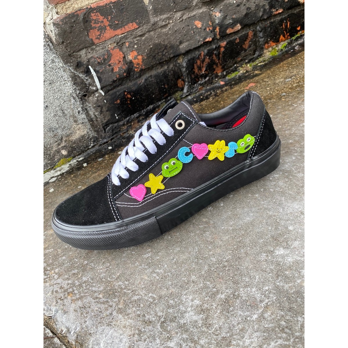 Vans Skate Old Skool x Frog Footwear at 