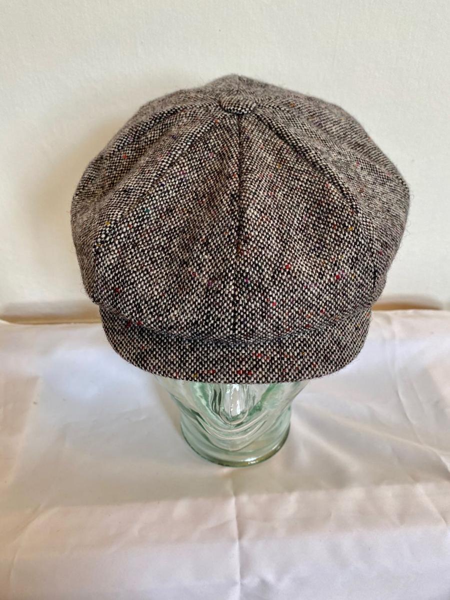 Hanna Hats Peaky Blinder Cap (Speckled Grey and Cream) Clothing Caps ...