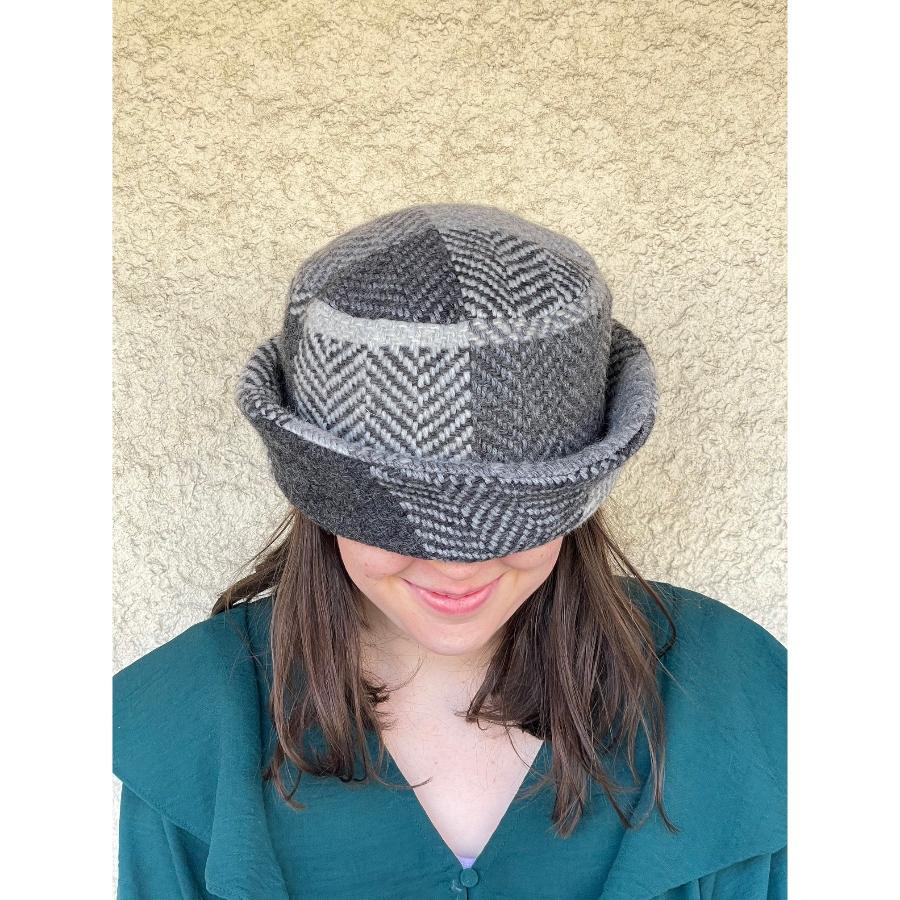 Branigan Weavers Irish Country Hat (Donegal Grey) Clothing Caps Hats at