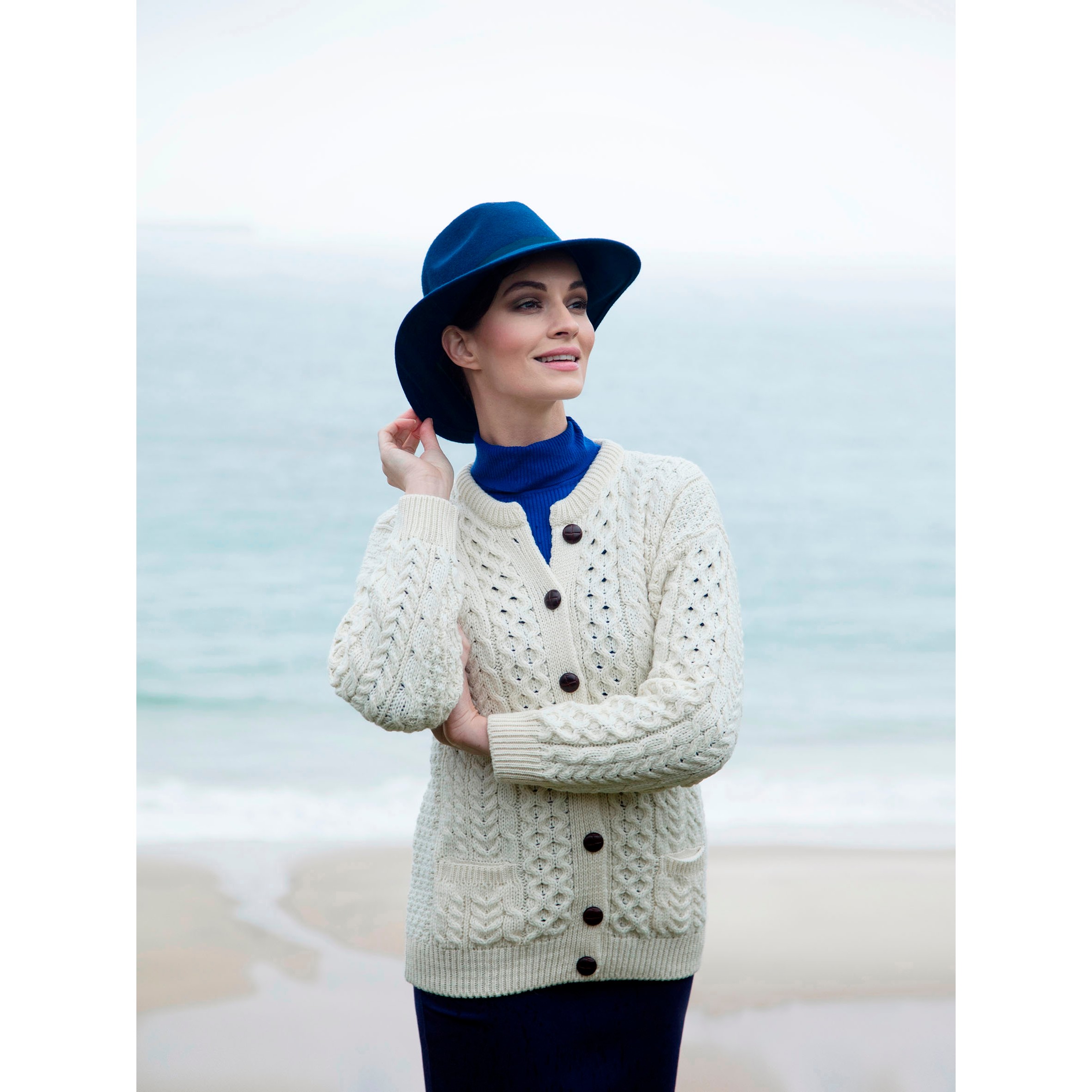 Illusion Forretningsmand kolbe Aran Woollen Mills Traditional Irish Aran Cardigan Clothing Knitwear at  Irish on Grand