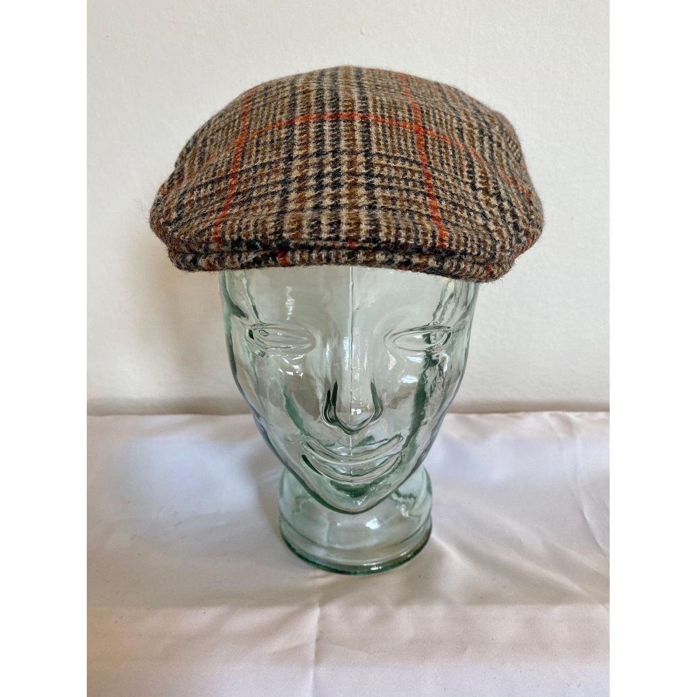 Hanna Hats Irish Touring Cap (Brown Orange Houndstooth Checked Tweed