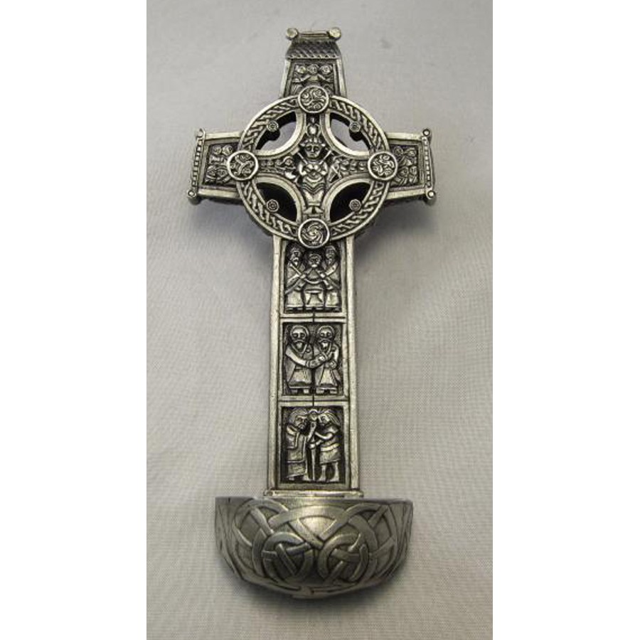 Clonmacnoise Cross Font