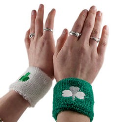 RIN 2.5in. Shamrock Wristbands