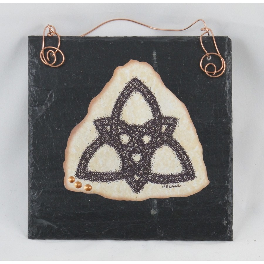 Trinity Knot Slate Art