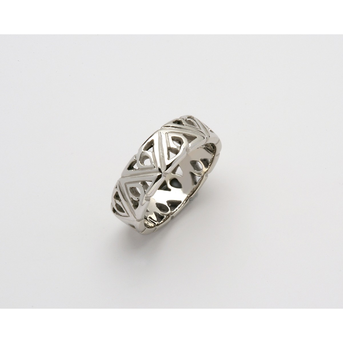 14K White Trinity Knot Wedding Band