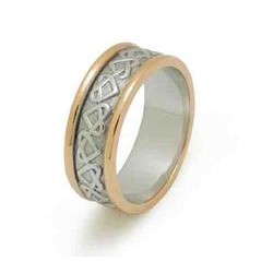 14k Gold Celtic Heart Knot Wedding Band
