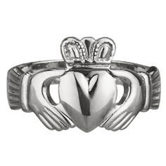 White Gold Claddagh
