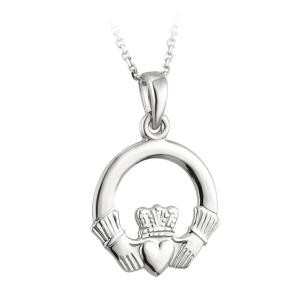 14K White Gold Medium Claddagh
