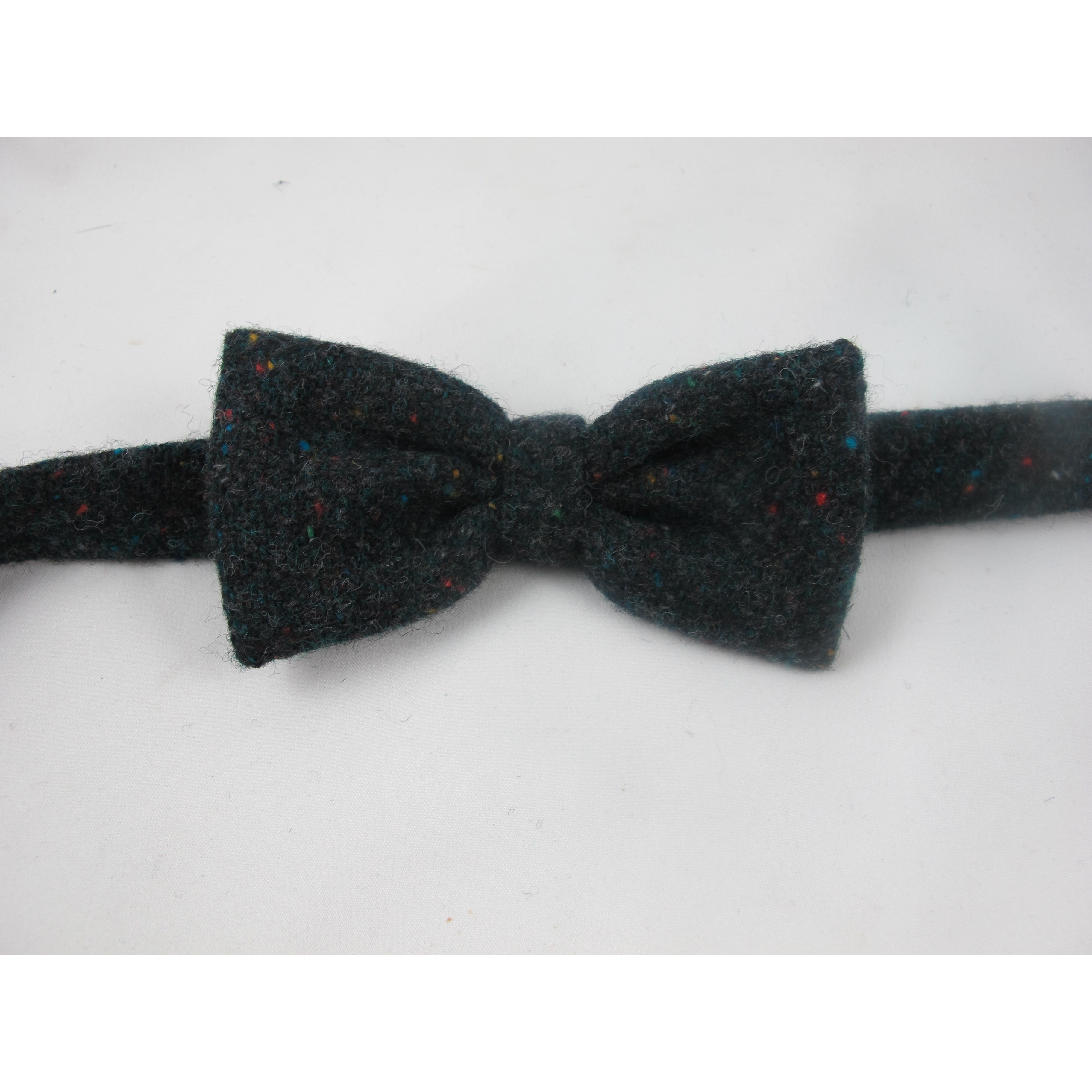 Green Speckled Tweed Bow Tie