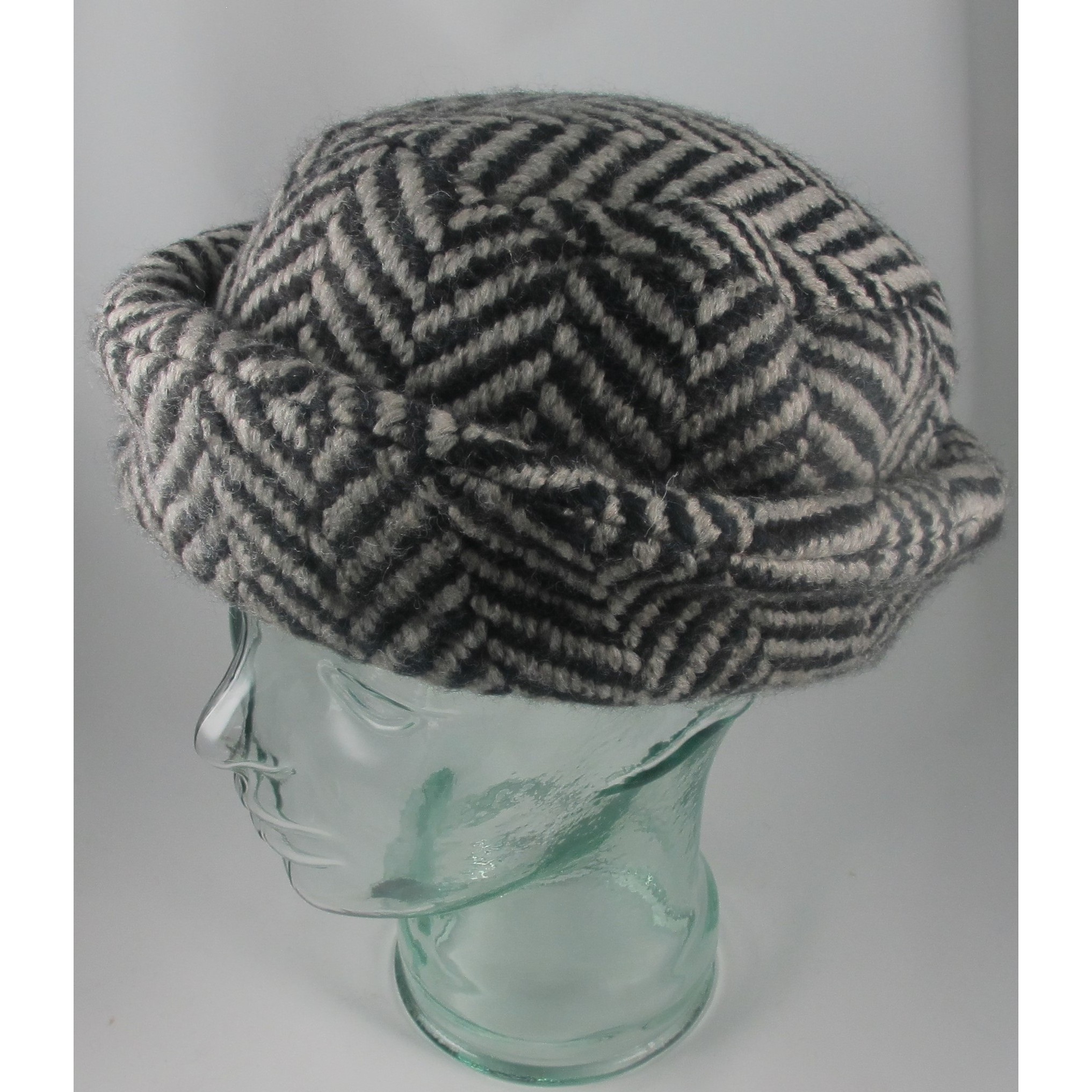 Oak and Beige Country Hat