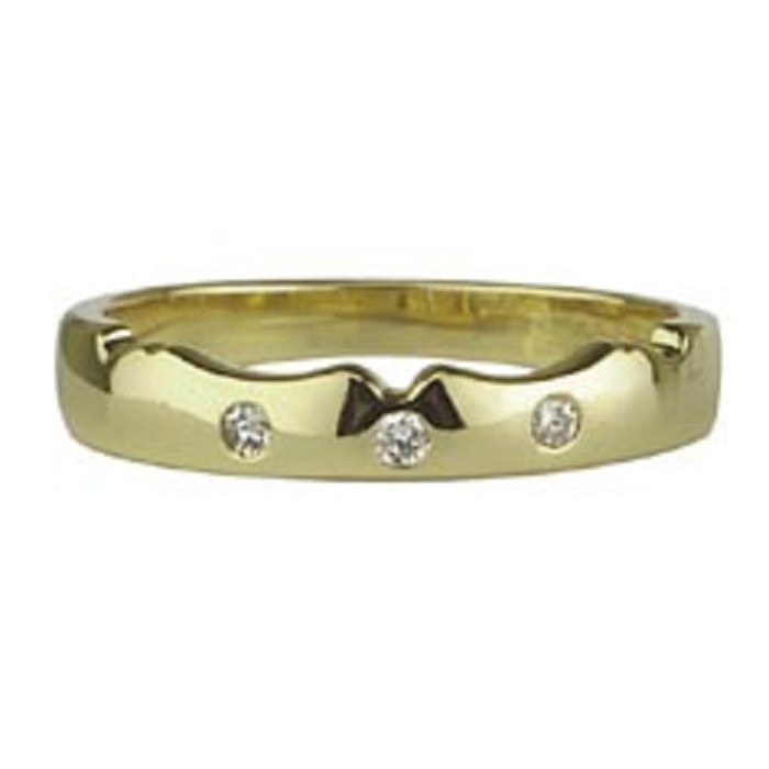18K Gold Diamond Wedding Band