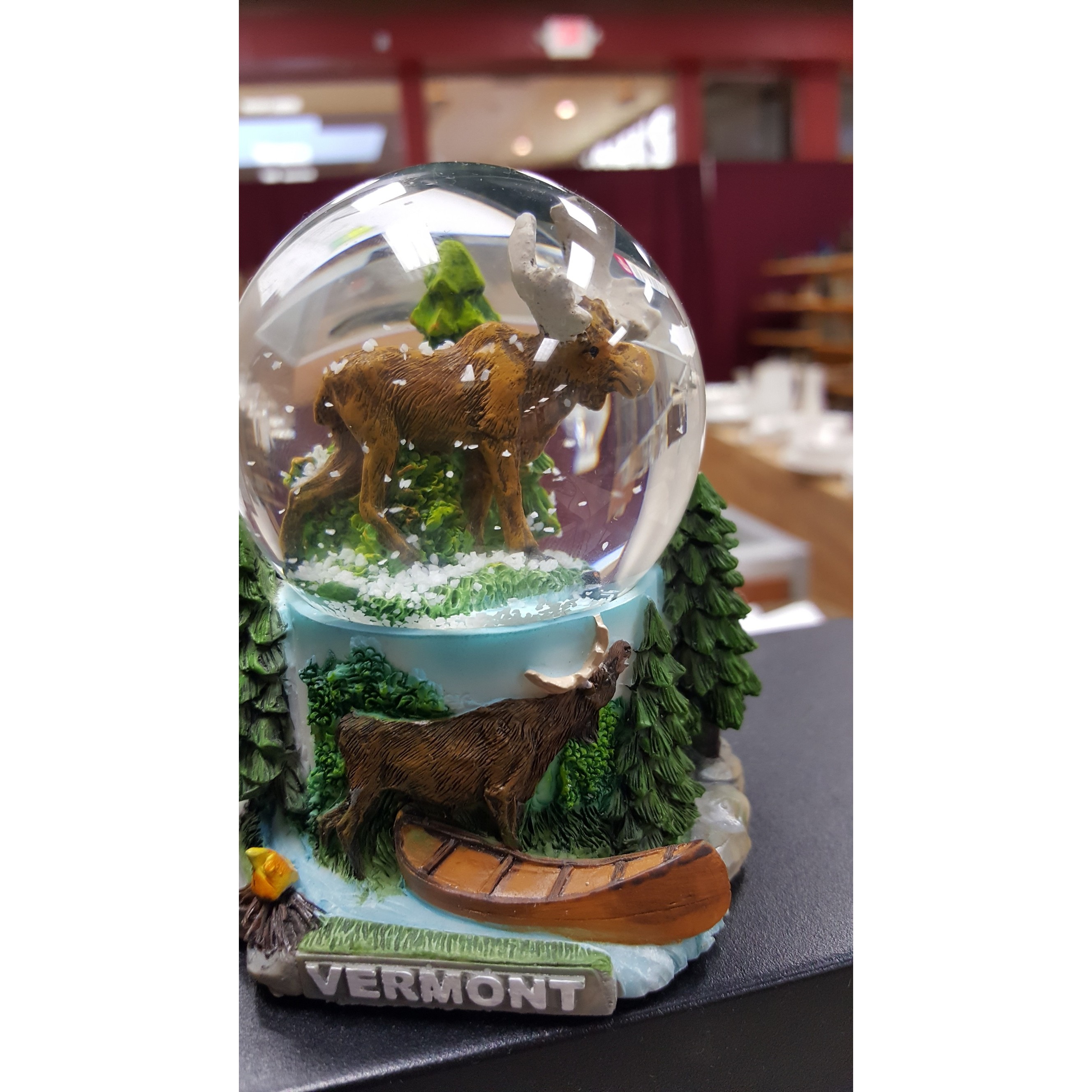 Large Moose Snowglobe
