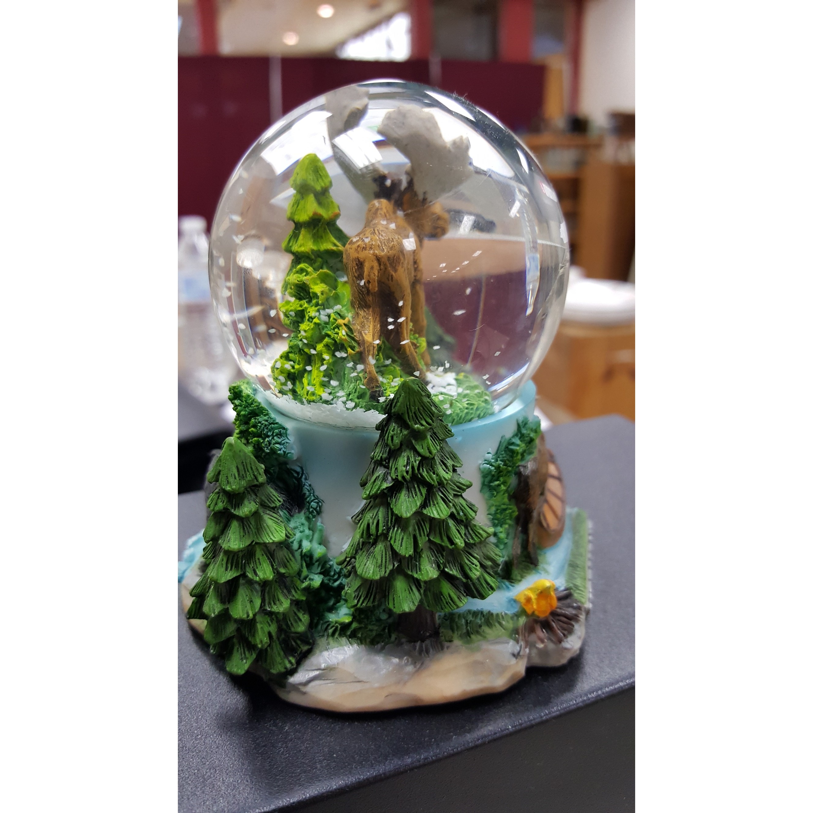 Large Moose Snowglobe