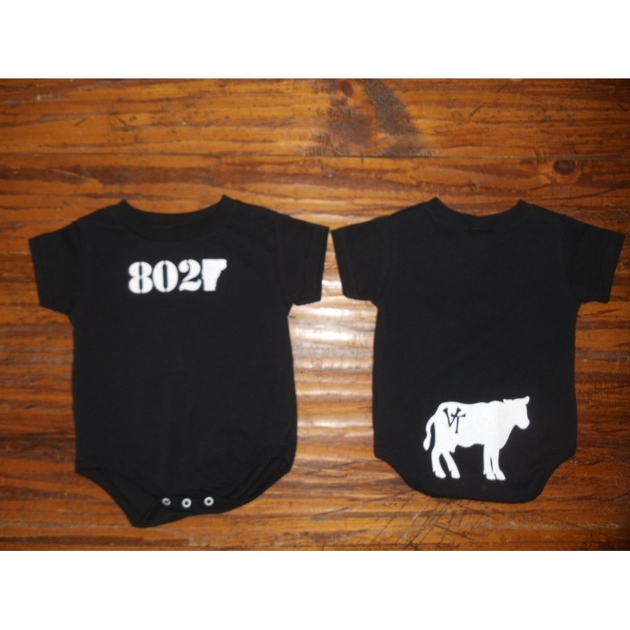 802 Classic onesie (cow) (Black/White)