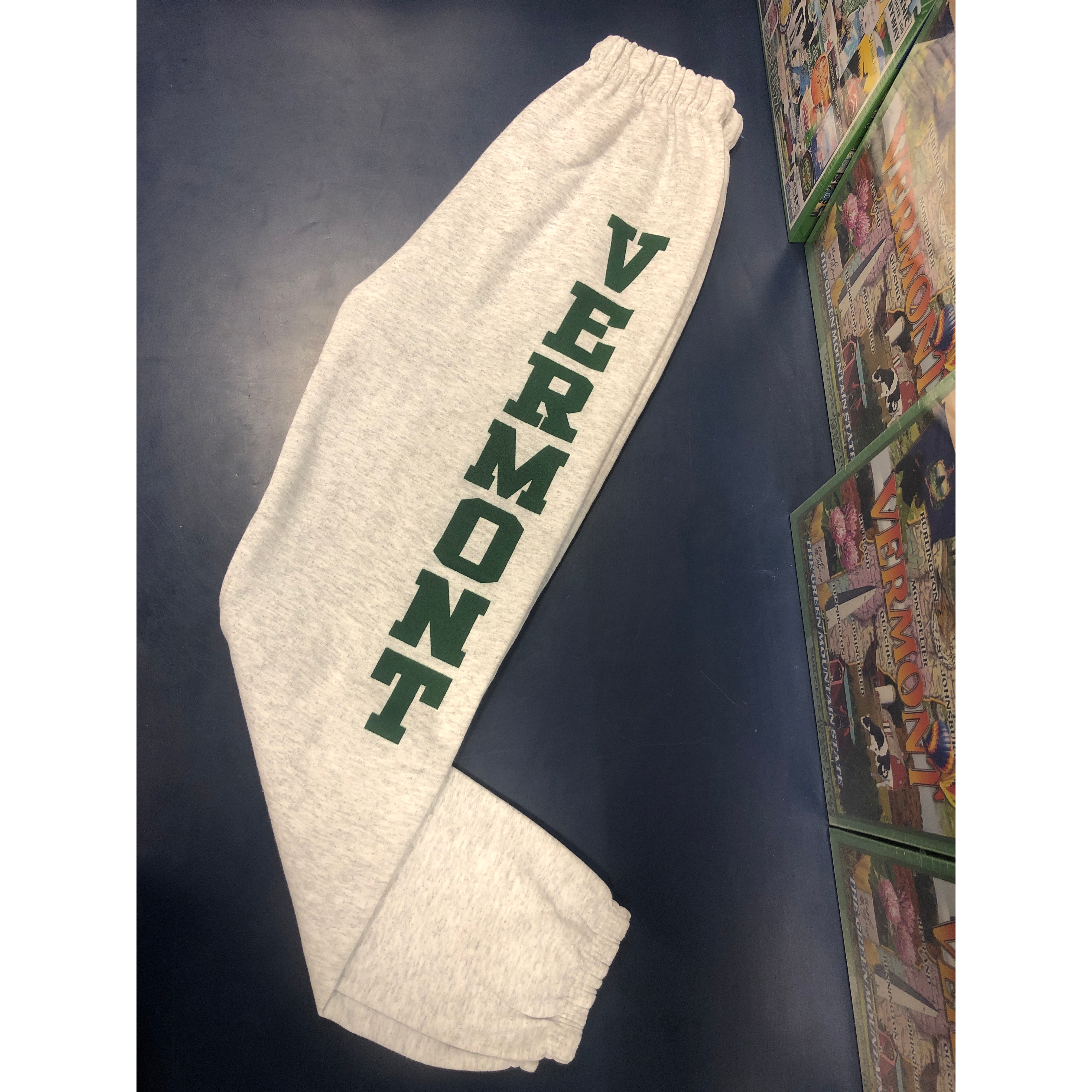 VT 10oz Sweatpants (Kids) (Ash/Forest)