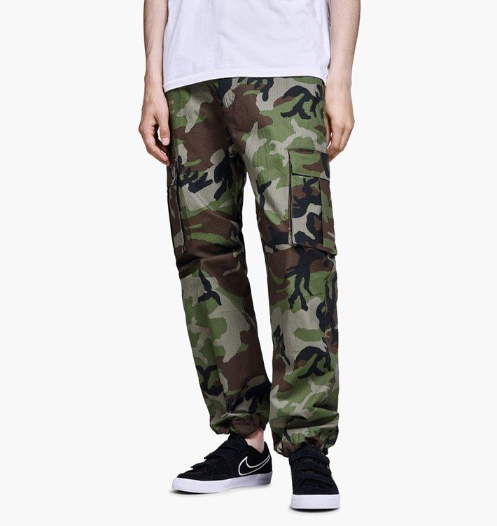 nike camouflage cargo pants